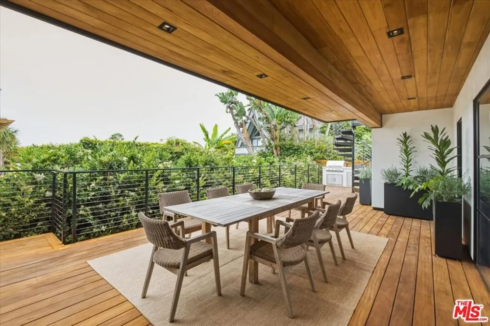 3211 Padaro Lane Carpinteria, CA 93013