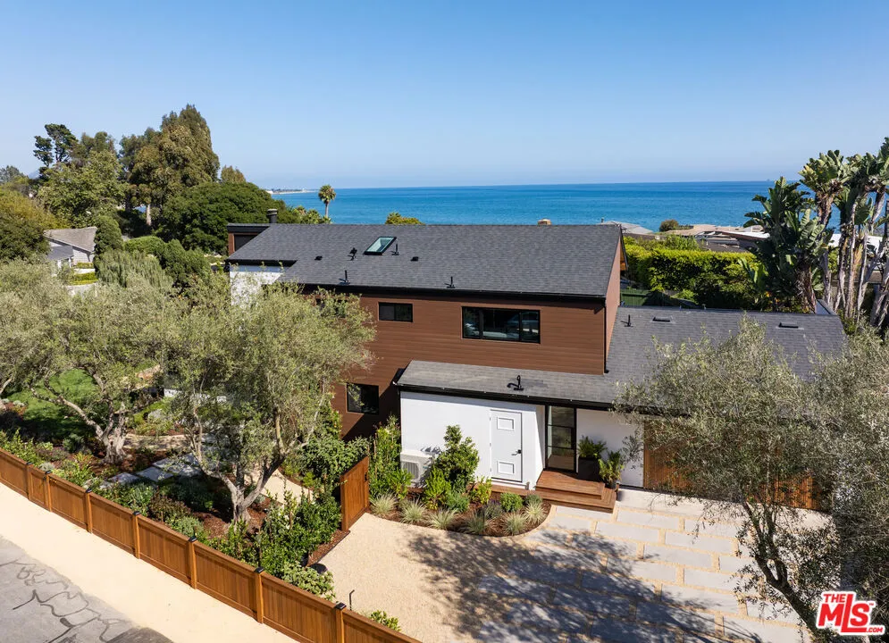 3211 Padaro Lane Carpinteria, CA 93013