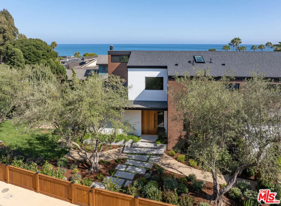 3211 Padaro Lane Carpinteria, CA 93013