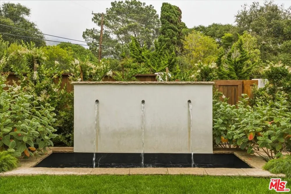 3211 Padaro Lane Carpinteria, CA 93013