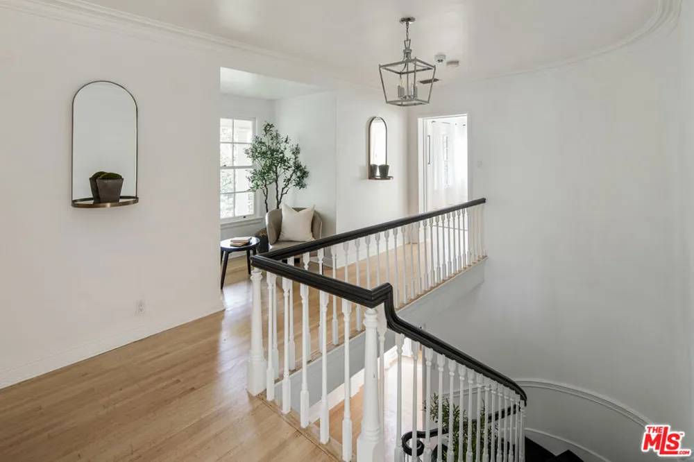 625 Sierra Drive Beverly Hills, CA 90210