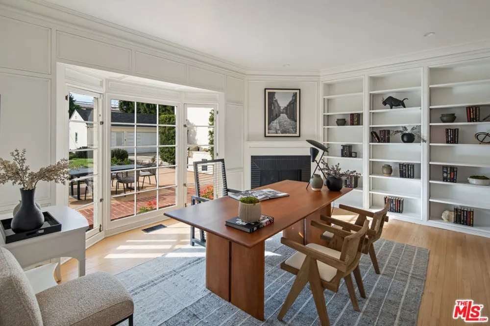625 Sierra Drive Beverly Hills, CA 90210