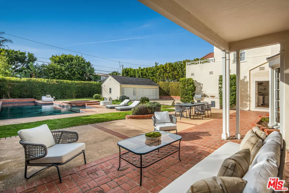 625 Sierra Drive Beverly Hills, CA 90210