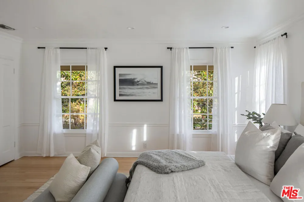 625 Sierra Drive Beverly Hills, CA 90210