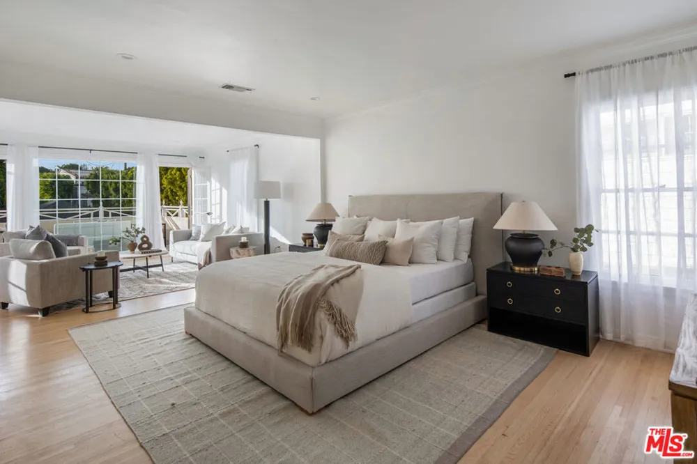 625 Sierra Drive Beverly Hills, CA 90210