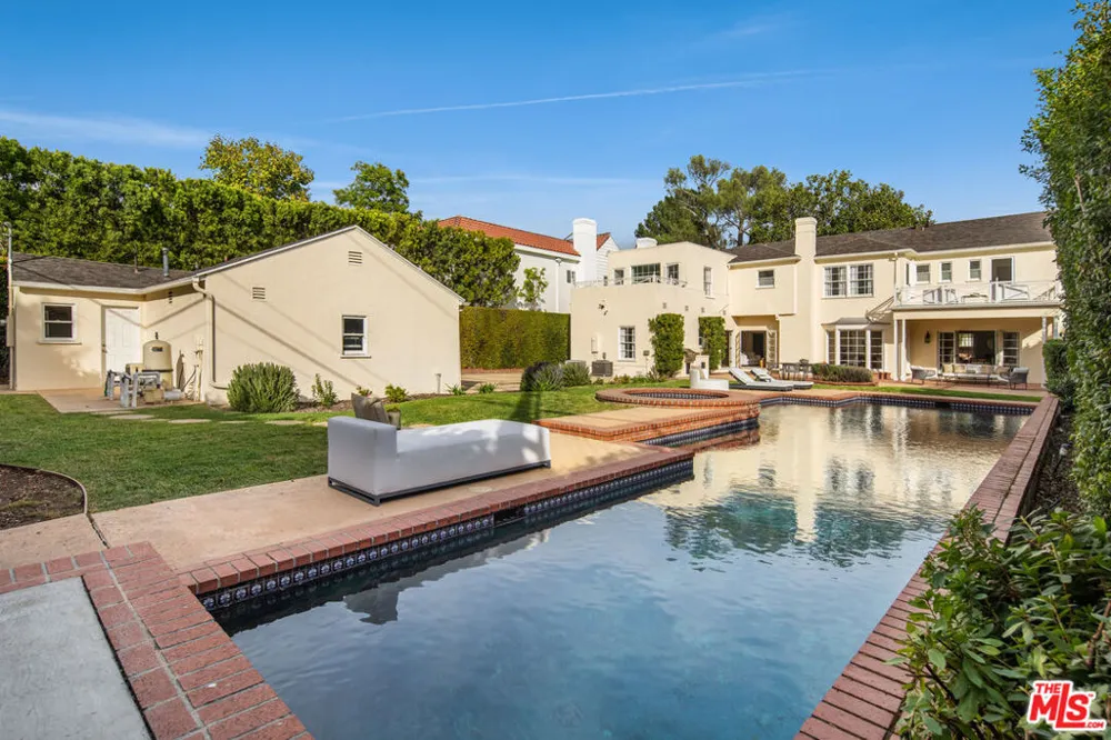 625 Sierra Drive Beverly Hills, CA 90210