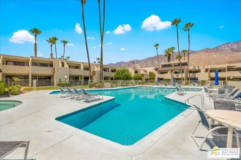 1655 E Palm Canyon Drive #609