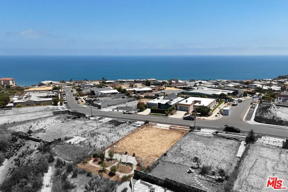 3624 Surfwood Road Malibu, CA 90265