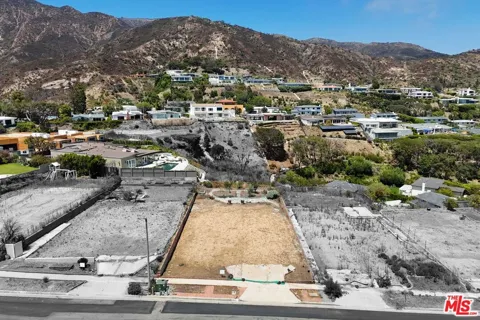3624 Surfwood Road