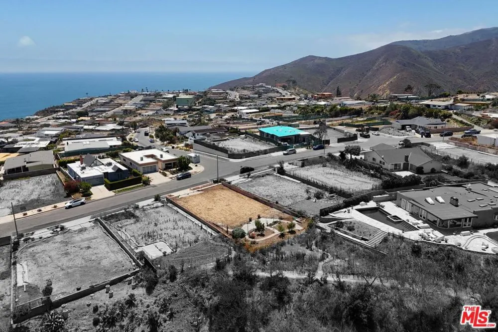 3624 Surfwood Road Malibu, CA 90265