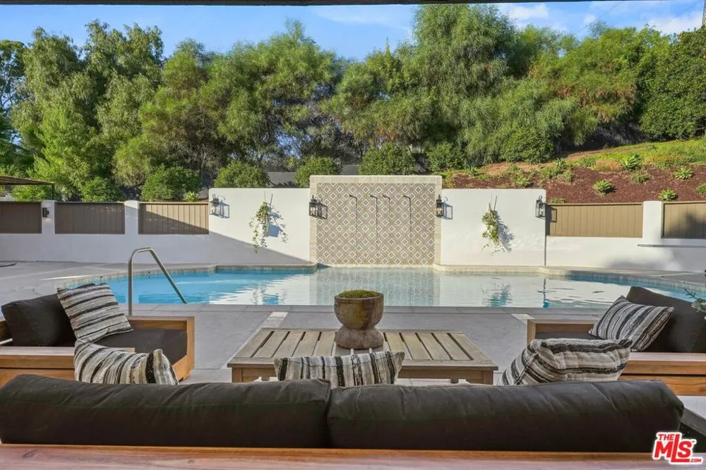 431 Montana Circle Ojai, CA 93023