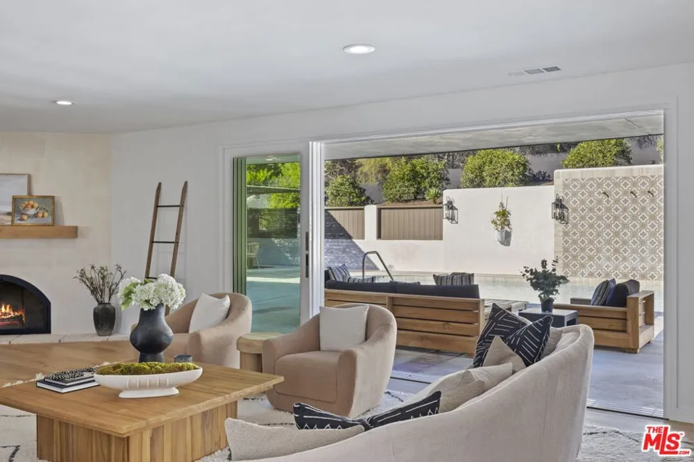 431 Montana Circle Ojai, CA 93023