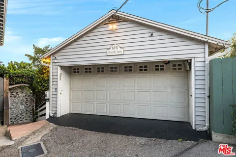 6931 Paseo Del Serra