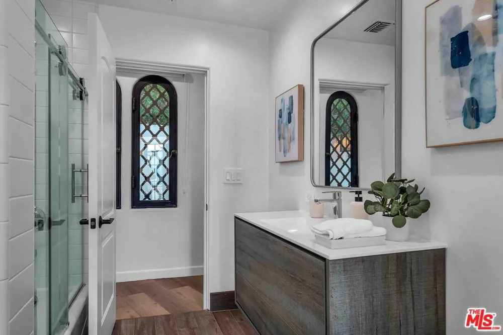 350 Bellino Drive Pacific Palisades, CA 90272
