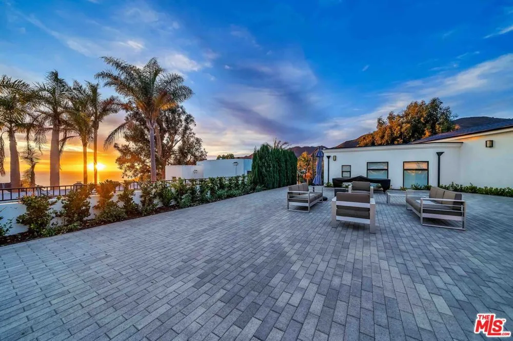 350 Bellino Drive Pacific Palisades, CA 90272