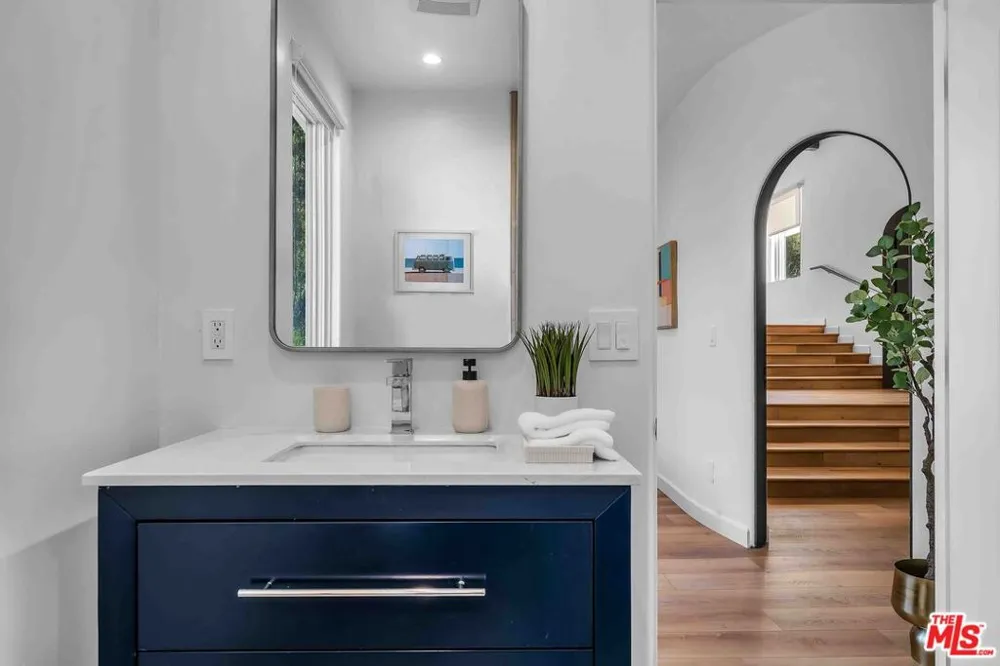 350 Bellino Drive Pacific Palisades, CA 90272