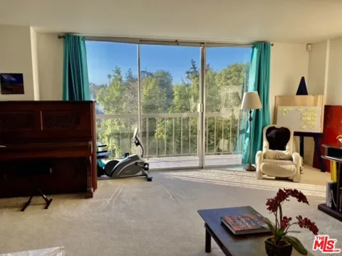 10747 Wilshire Boulevard #708