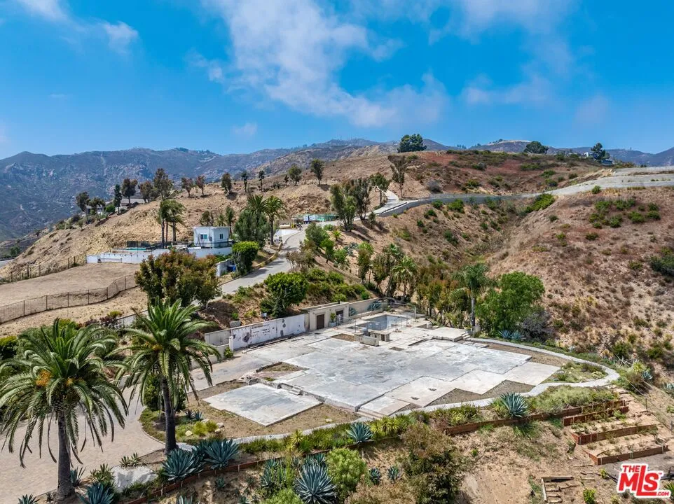 3140 Sumac Ridge Road Malibu, CA 90265