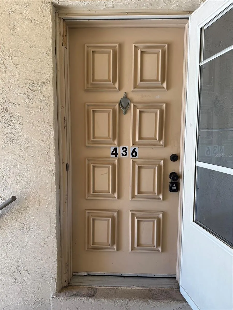 436 WINDMEADOWS STREET #436 Altamonte Springs, FL 32701