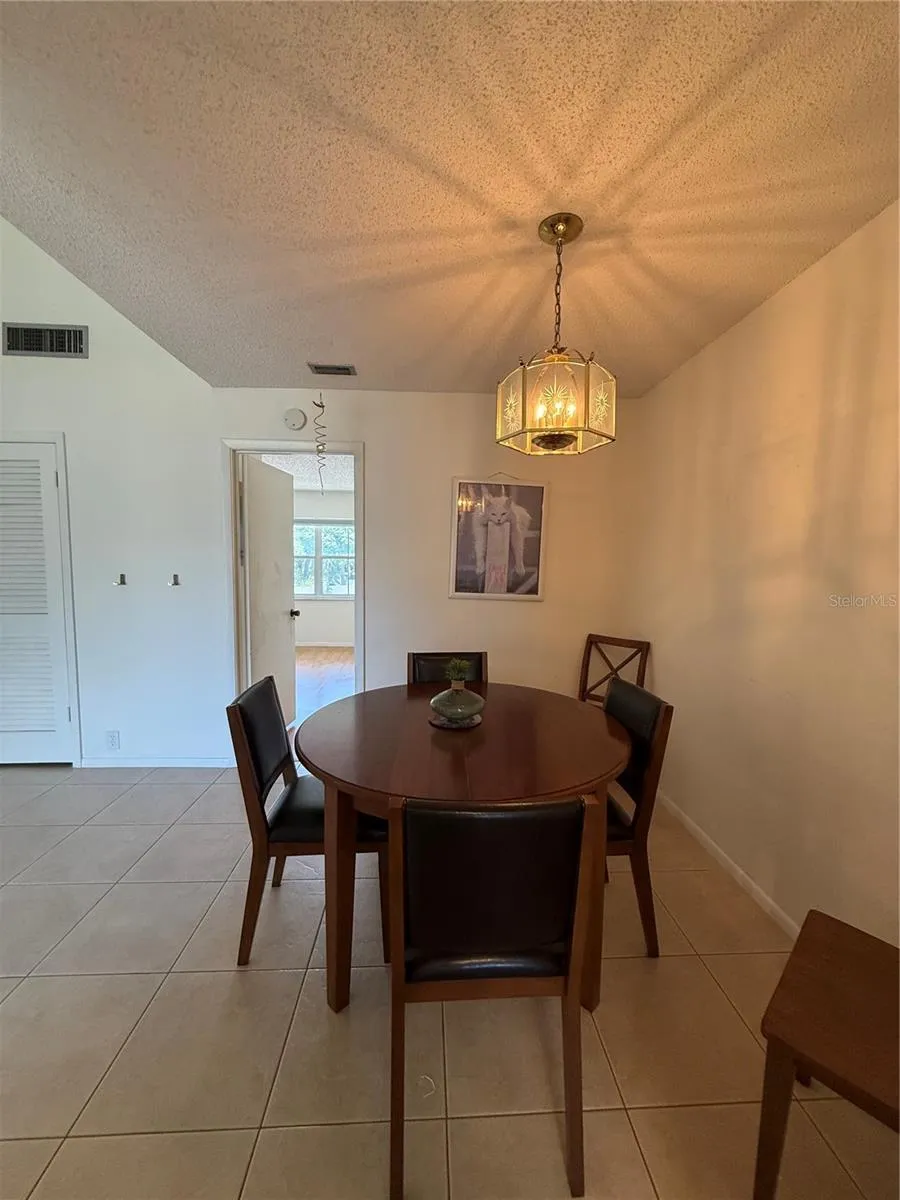 436 WINDMEADOWS STREET #436 Altamonte Springs, FL 32701