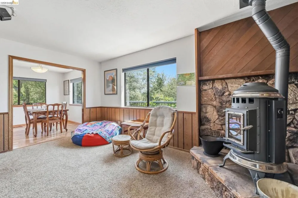 12701 Cresthaven Dr Groveland, CA 95321