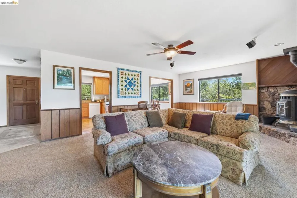 12701 Cresthaven Dr Groveland, CA 95321