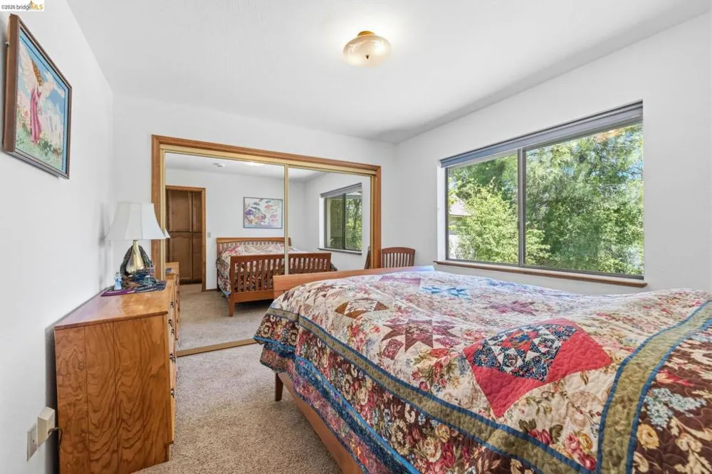 12701 Cresthaven Dr Groveland, CA 95321