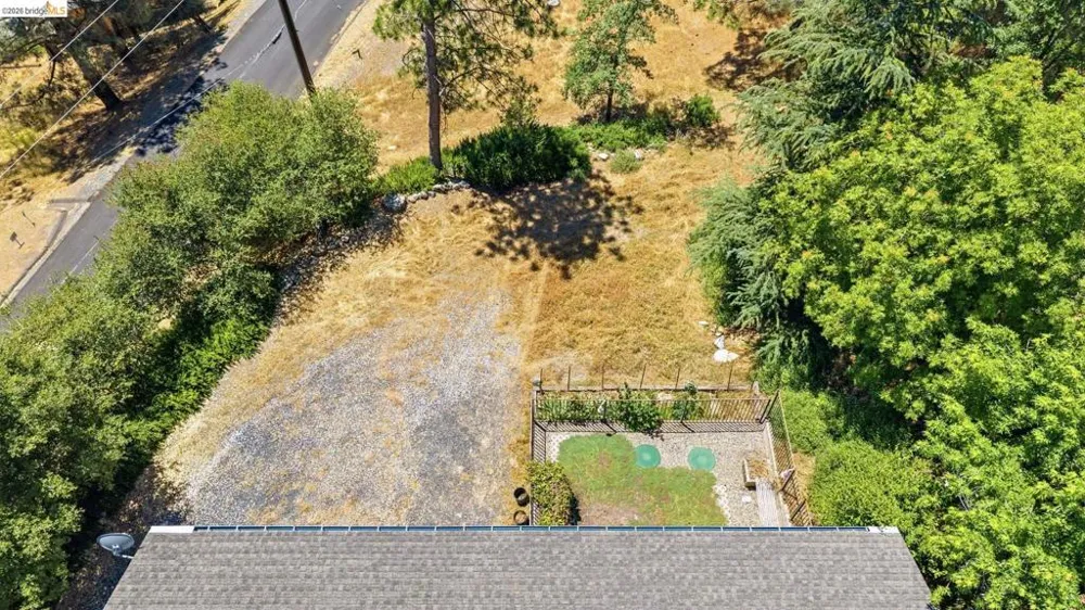 12701 Cresthaven Dr Groveland, CA 95321