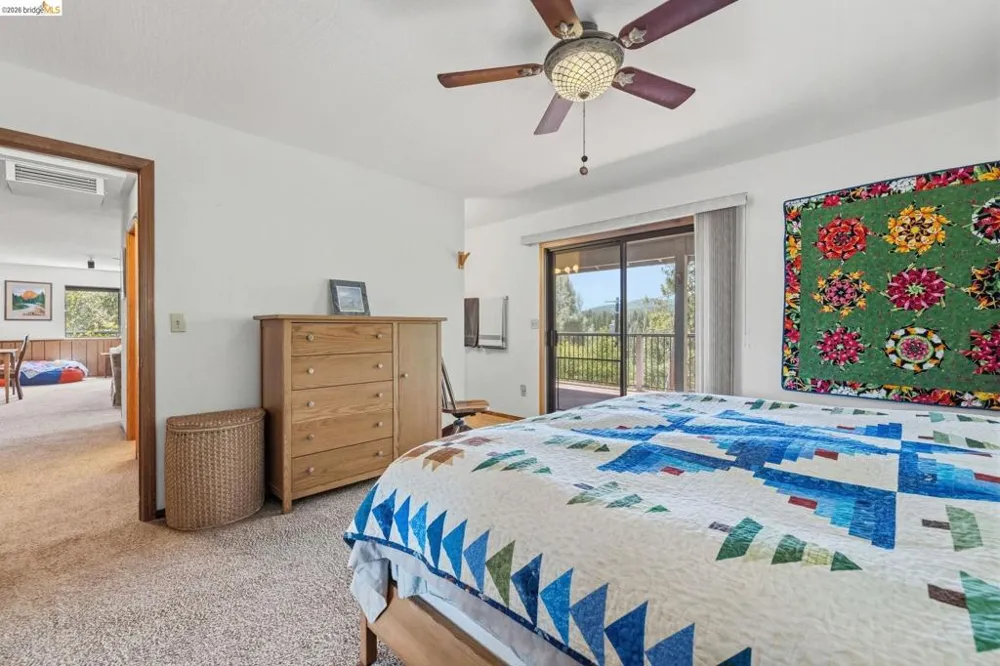 12701 Cresthaven Dr Groveland, CA 95321