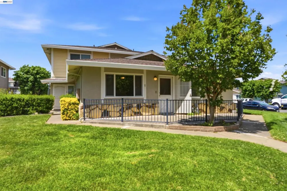 9079 Pinata Way #1 Sacramento, CA 95826