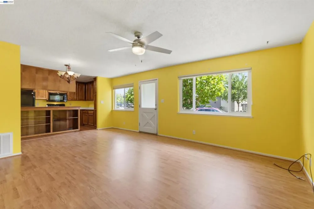 9079 Pinata Way #1 Sacramento, CA 95826