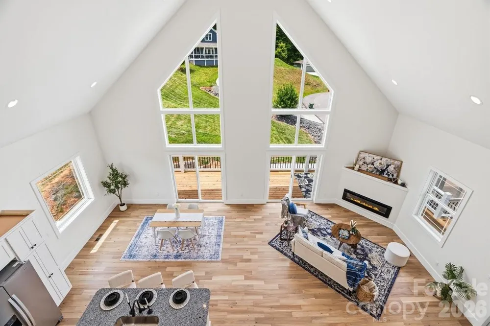 49 Grace Court Mars Hill, NC 28754