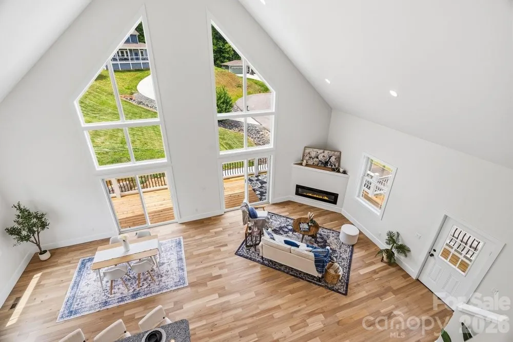 49 Grace Court Mars Hill, NC 28754