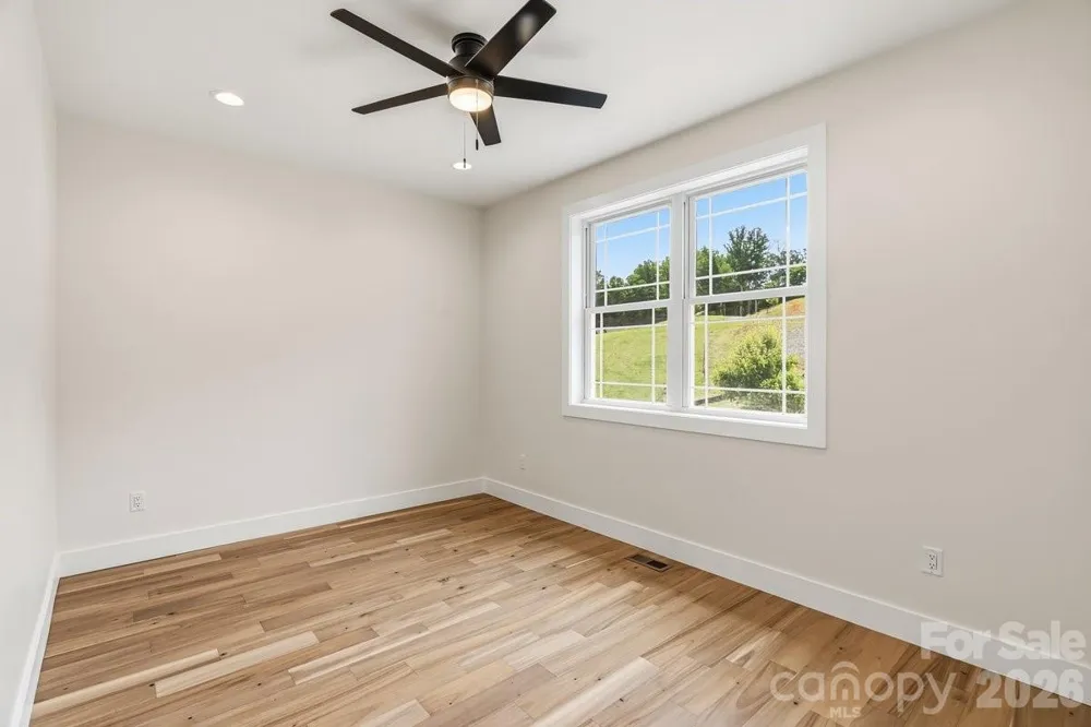 49 Grace Court Mars Hill, NC 28754