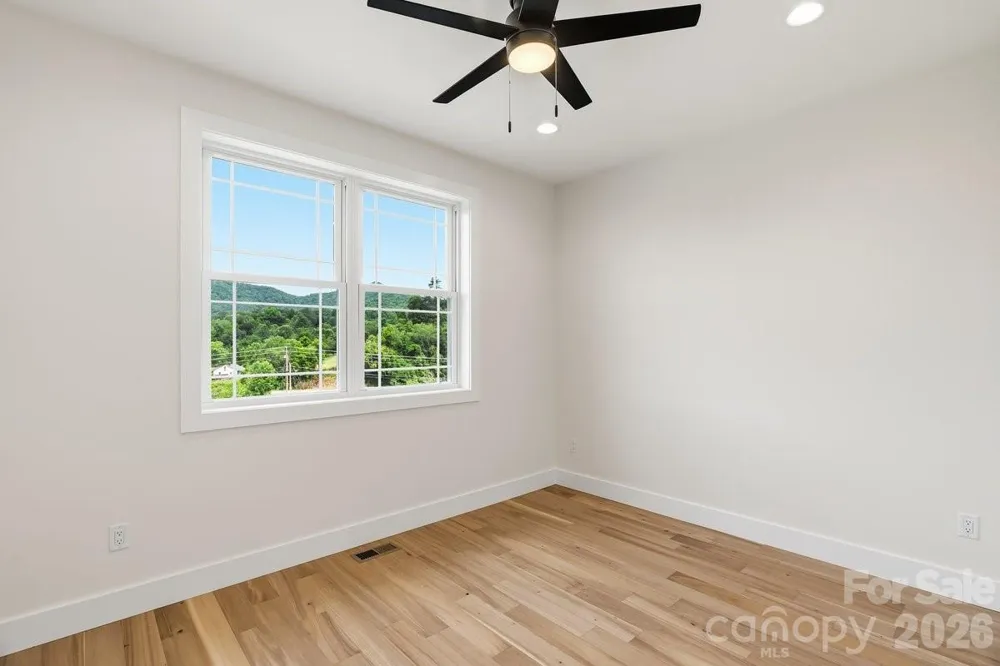 49 Grace Court Mars Hill, NC 28754