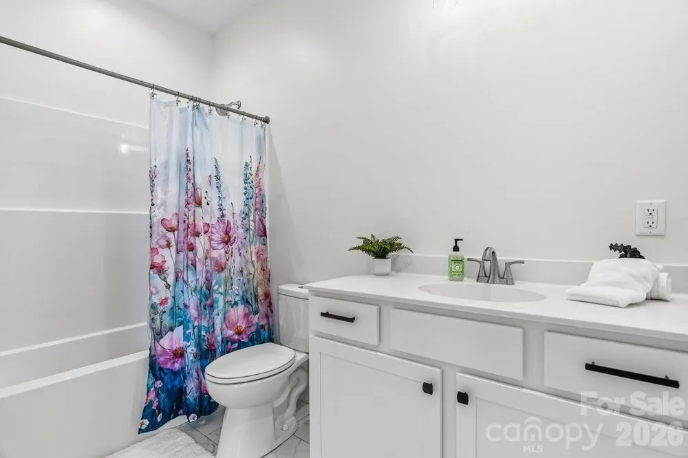 49 Grace Court Mars Hill, NC 28754