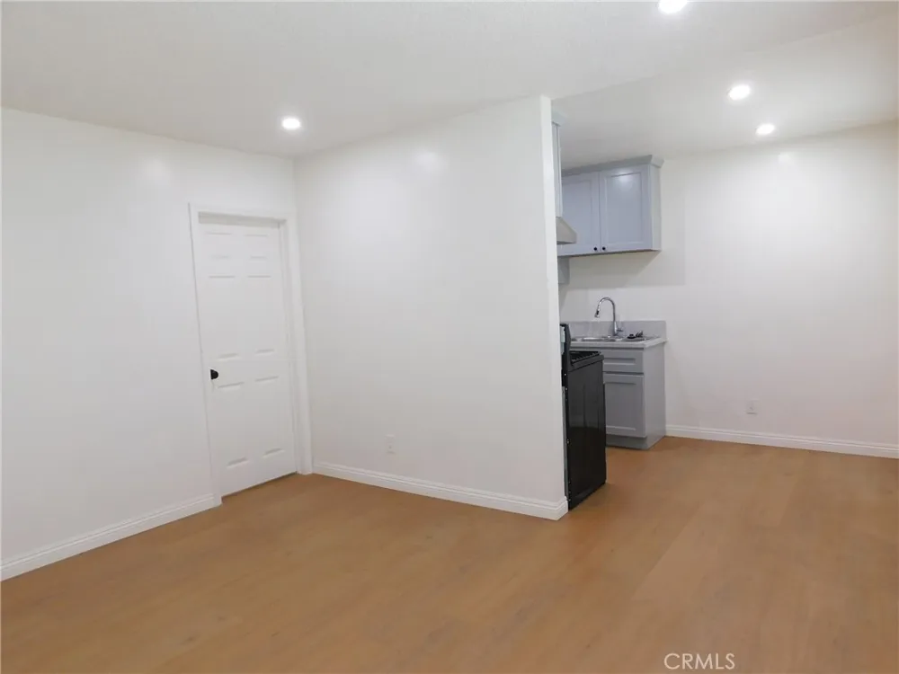 920 W Olive Avenue #B Monrovia, CA 91016