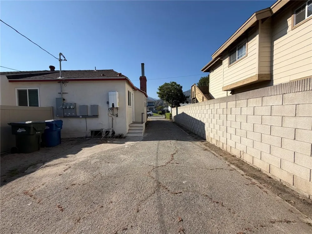 920 W Olive Avenue #1 Monrovia, CA 91016