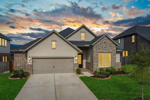 1112 Sienna Forest Lane