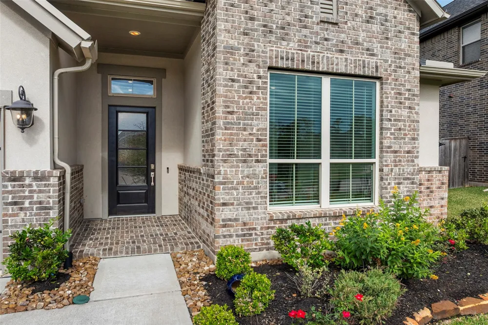 1112 Sienna Forest Lane Pinehurst, TX 77362
