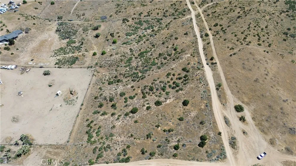 8001 Johnson Road Phelan, CA 92371