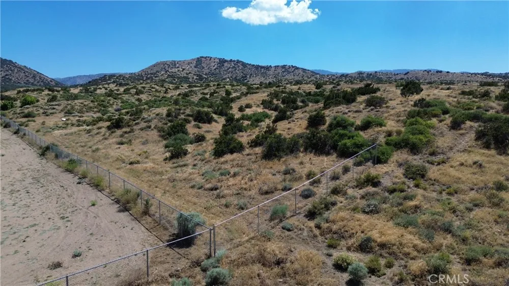 8001 Johnson Road Phelan, CA 92371