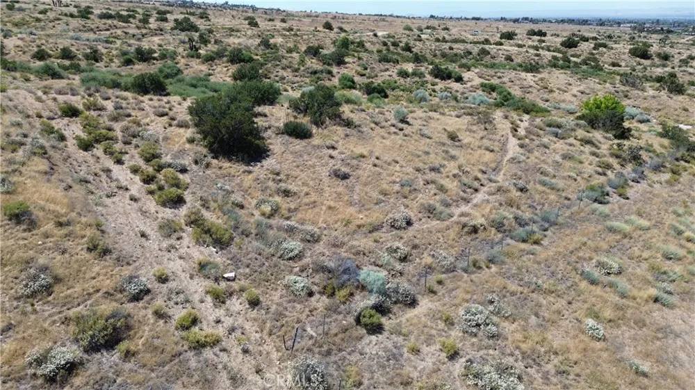 8001 Johnson Road Phelan, CA 92371