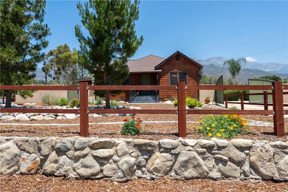 895 W 23rd Upland, CA 91784