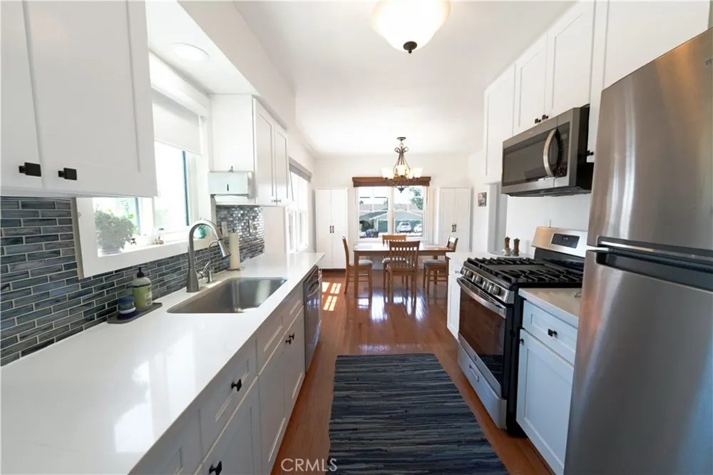 895 W 23rd Upland, CA 91784