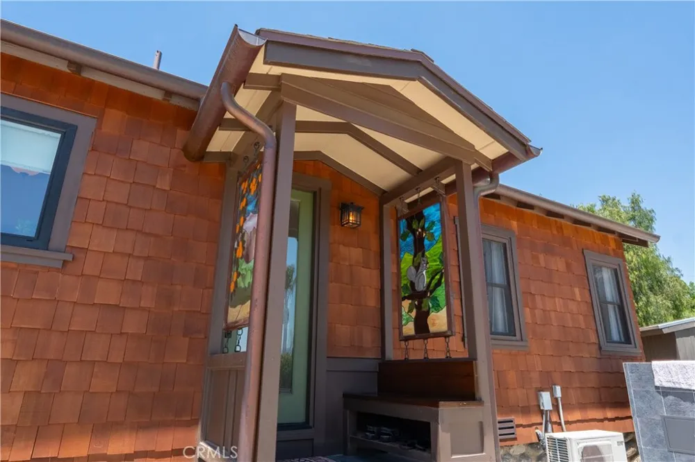 895 W 23rd Upland, CA 91784