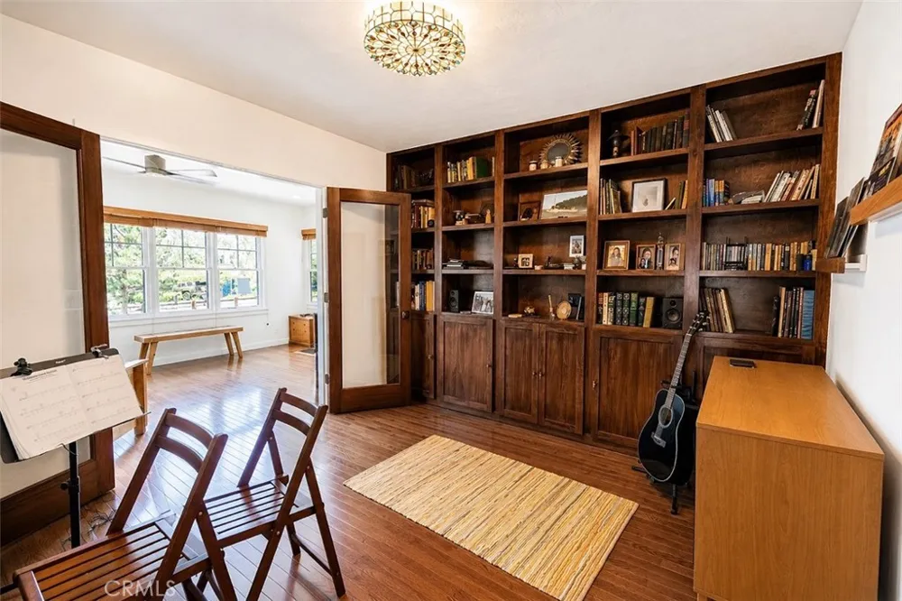 895 W 23rd Upland, CA 91784
