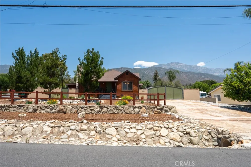 895 W 23rd Upland, CA 91784