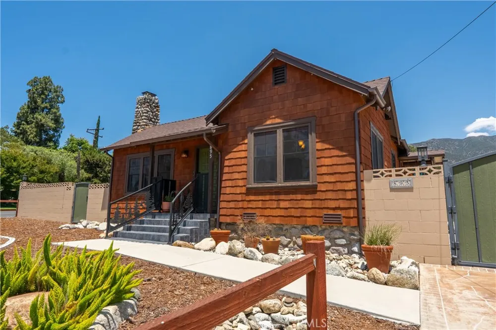 895 W 23rd Upland, CA 91784