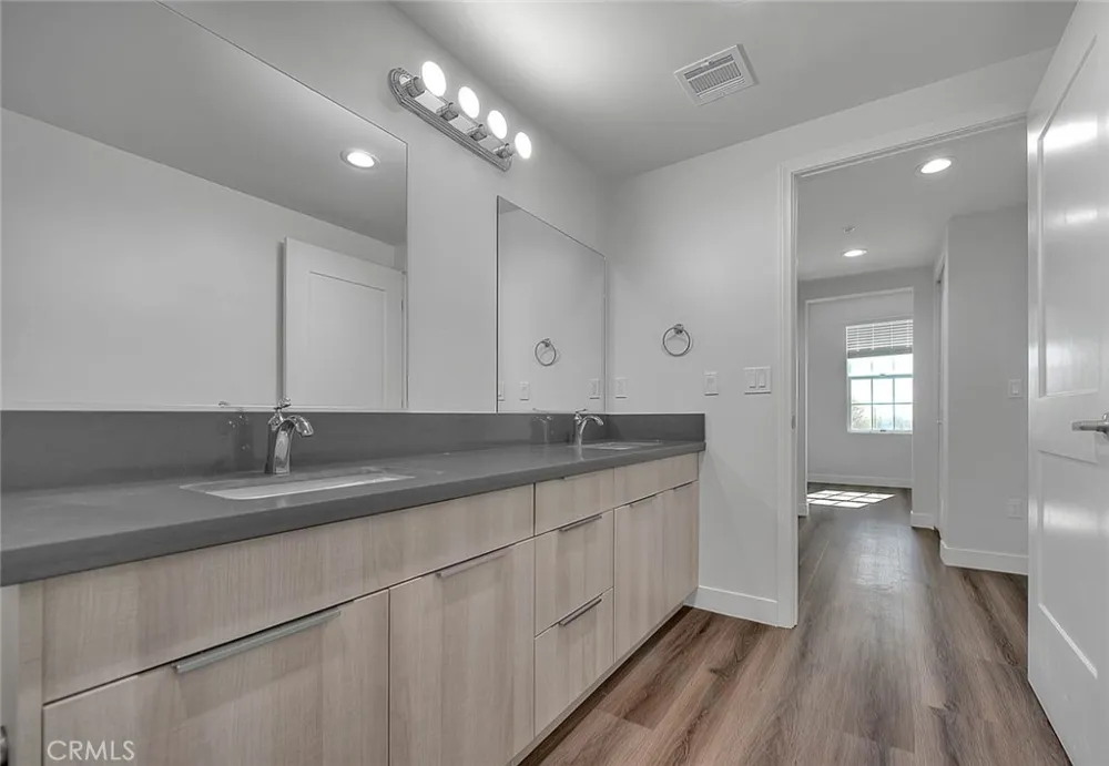 501 W Foothill Boulevard #203 Claremont, CA 91711